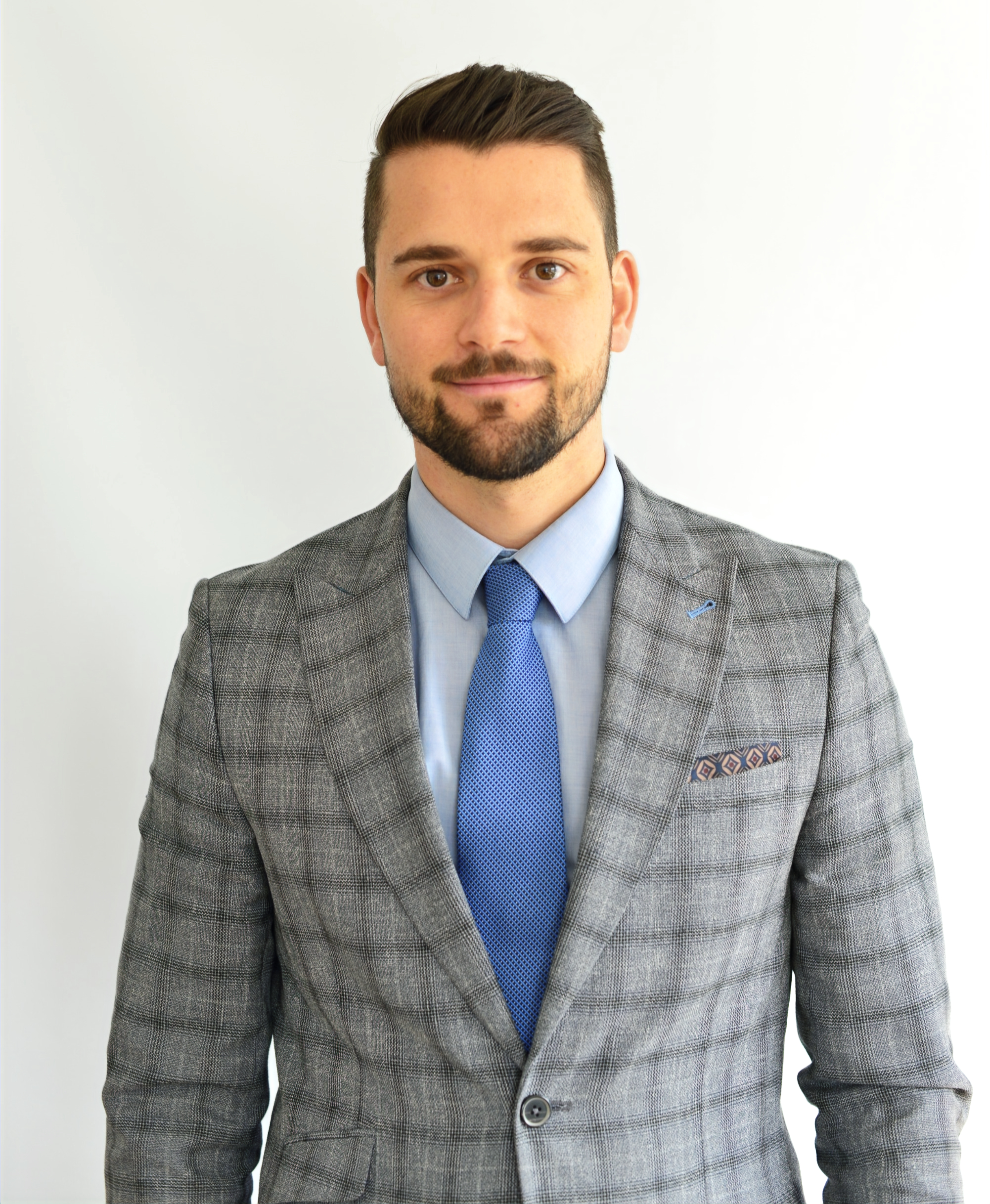 Sandro Linder - Head of Sales (FIDLEG - SL86563)